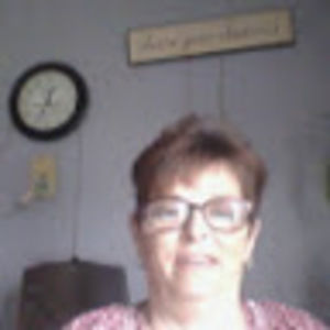 Meet your Posher, Debbie